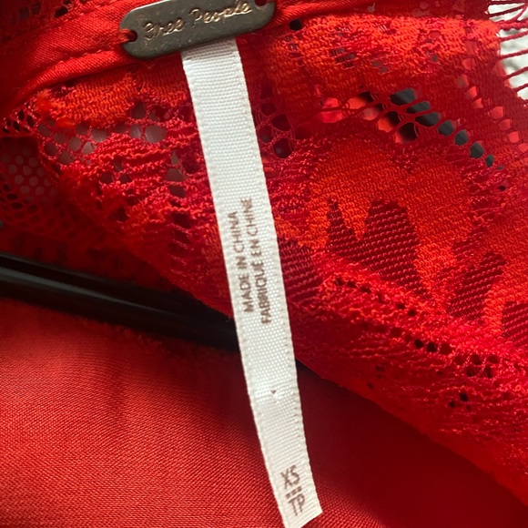 **sold** Free People open back red lace and polyester top - Picture 7 of 8